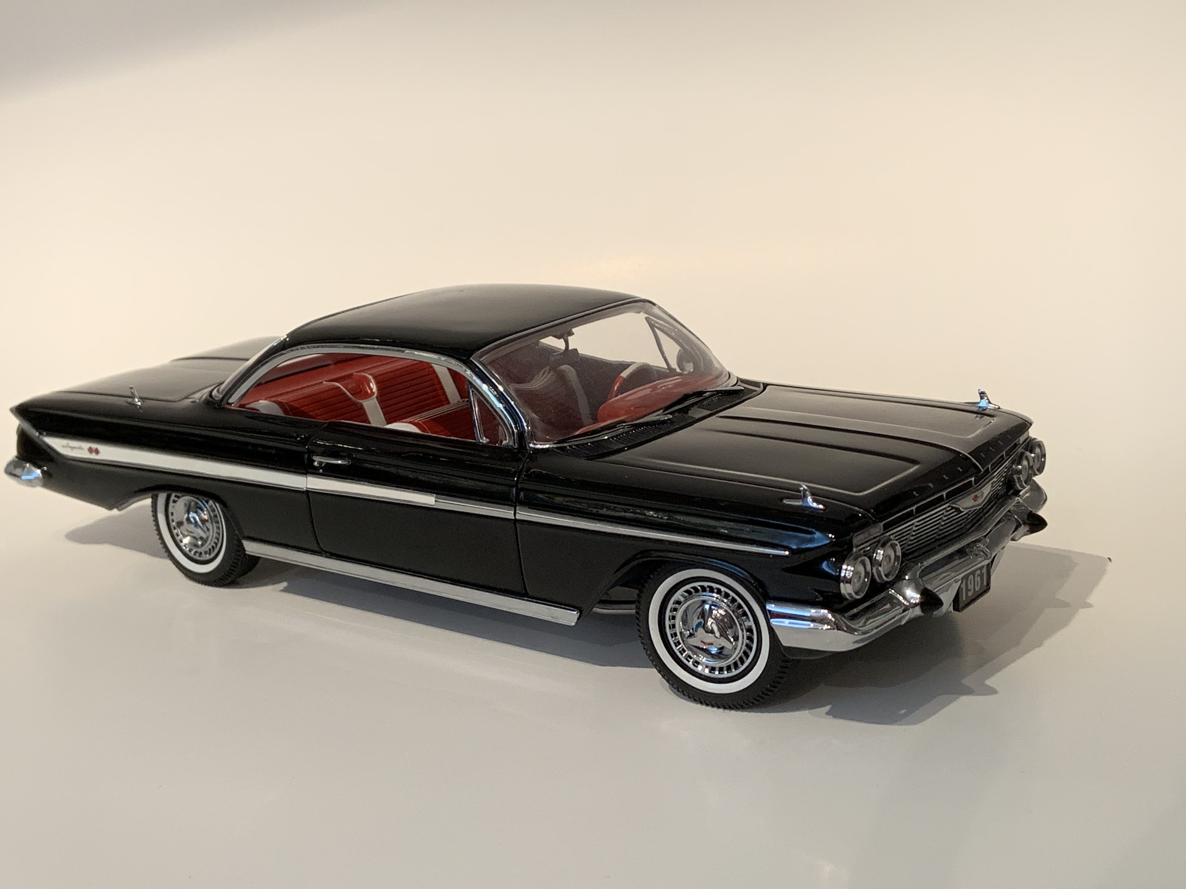 Chevrolet impala 1 18